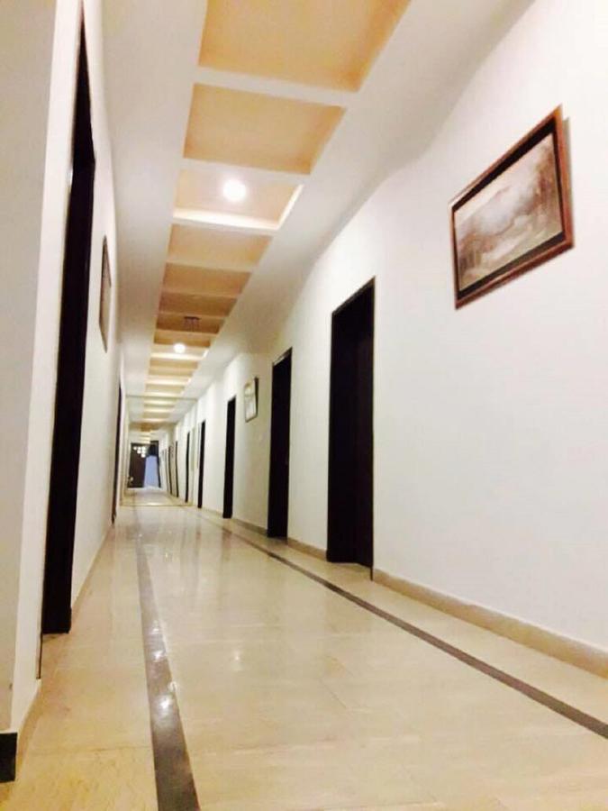 Al-Fateh Hotel Lahor Dış mekan fotoğraf