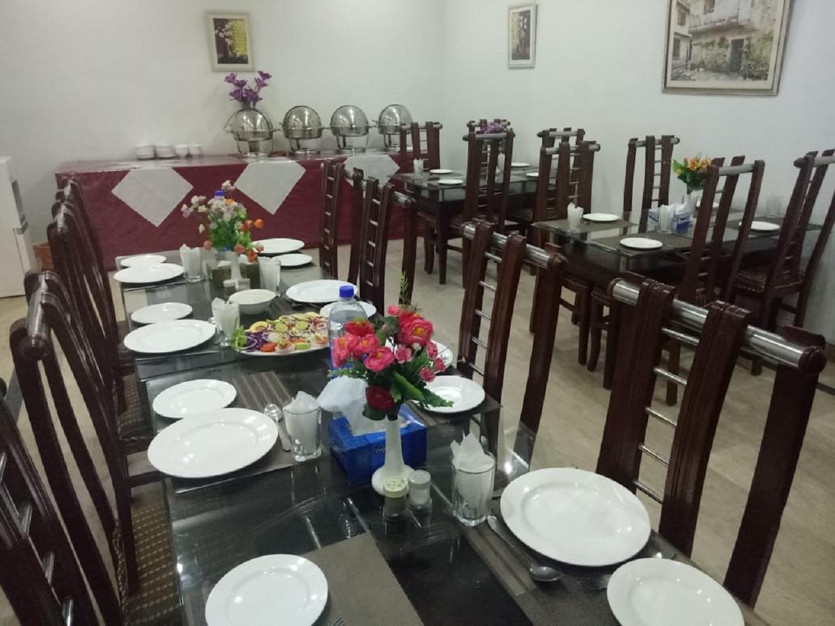 Al-Fateh Hotel Lahor Dış mekan fotoğraf