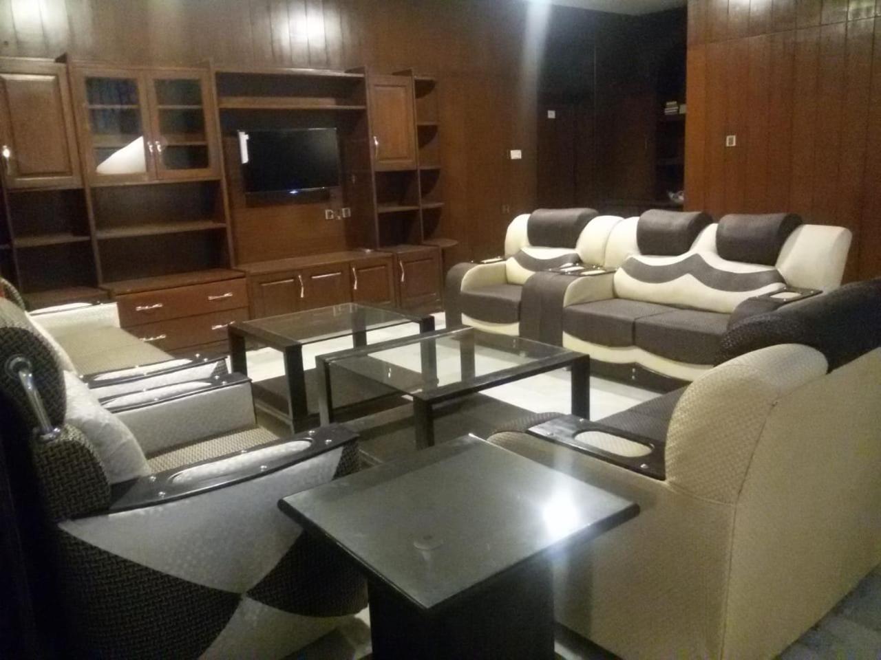 Al-Fateh Hotel Lahor Dış mekan fotoğraf